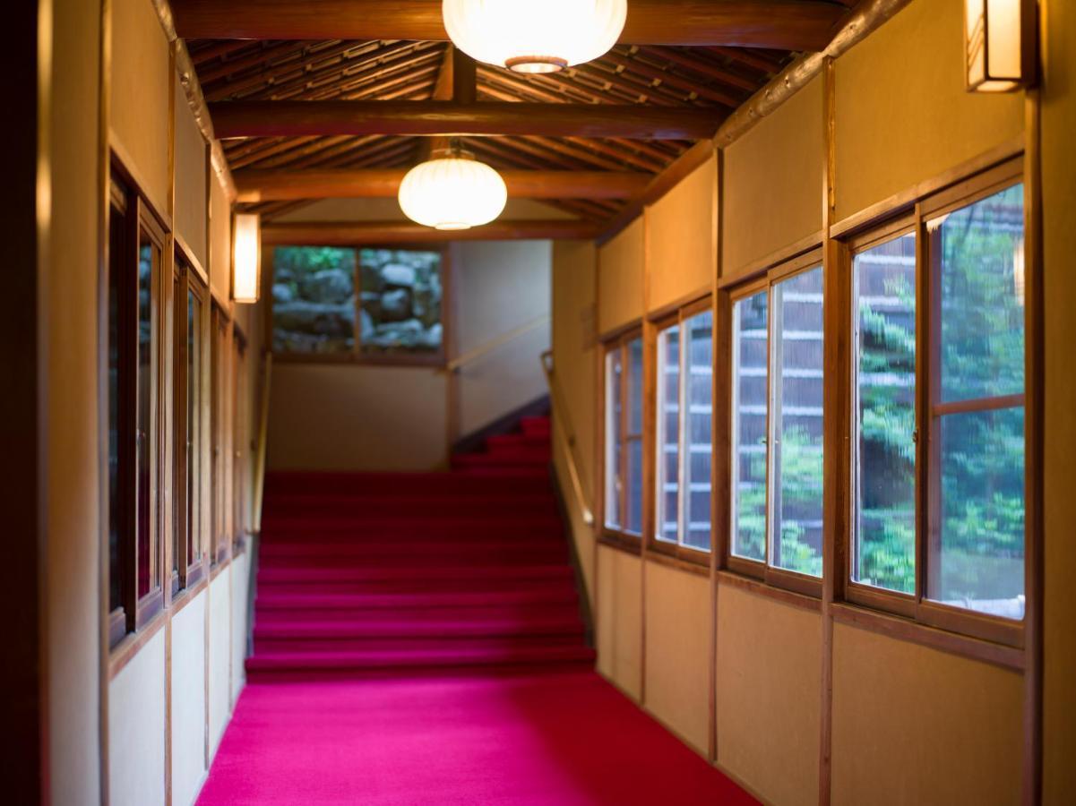 Yunoshimakan Gero Exteriör bild