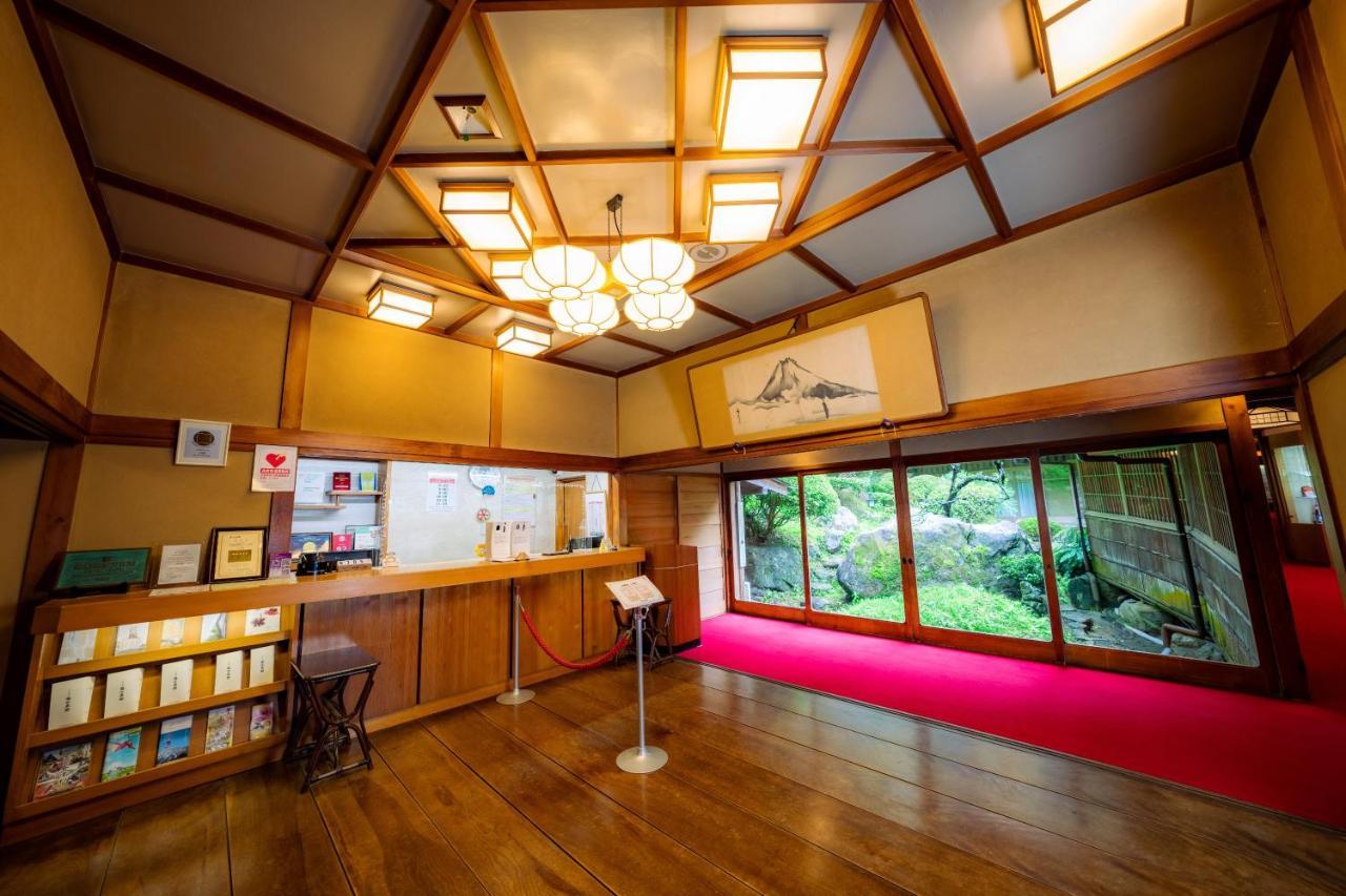 Yunoshimakan Gero Exteriör bild